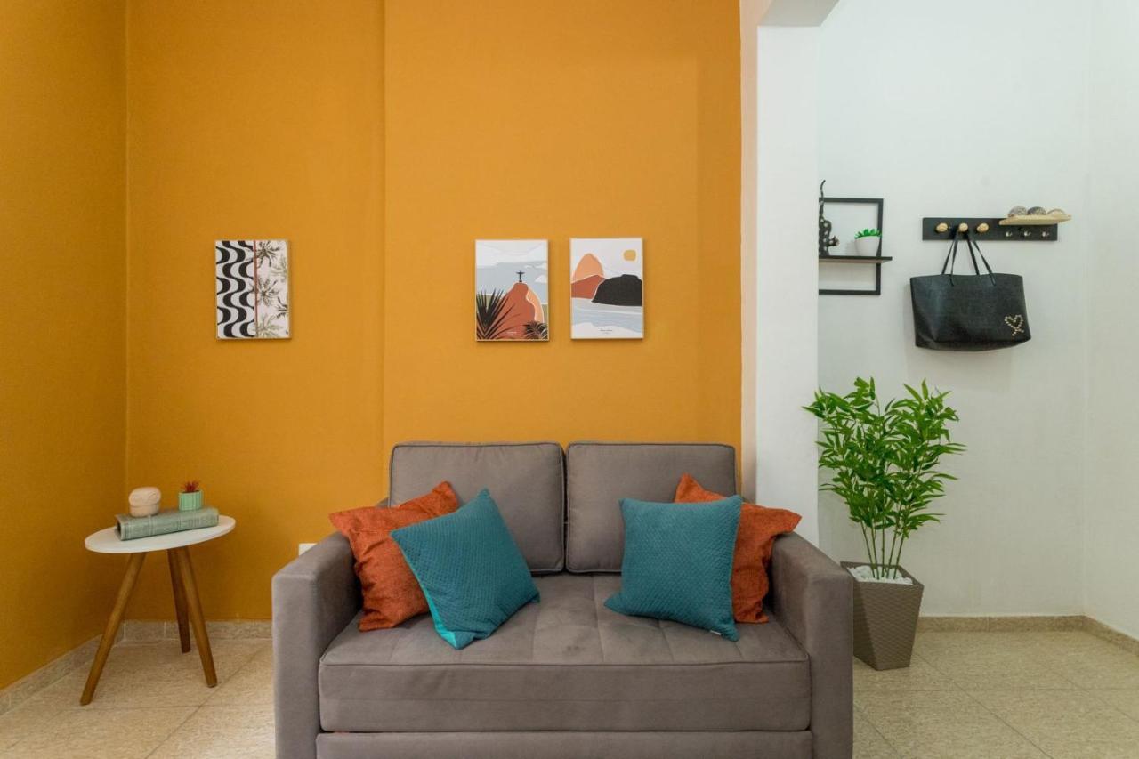 Conforto E Relax, Caminhando Para A Praia De Copacabana, Quarto E Sala, Completo, Com Wi Fi, Cozinha, Ar Condicionado Рио-де-Жанейро Экстерьер фото